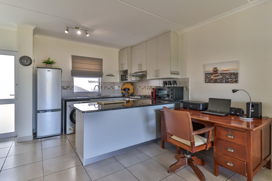 2 Bedroom Property for Sale in Wellington Central Western Cape